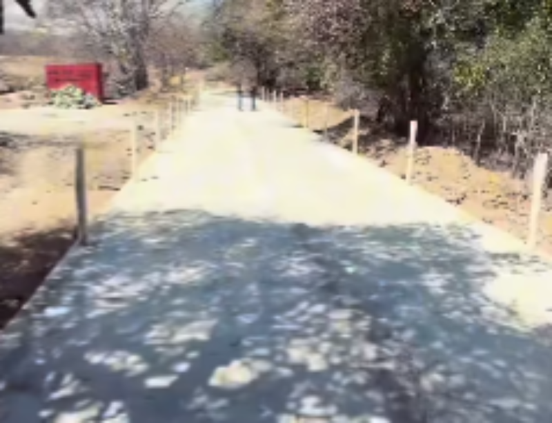 Servio de construo de passagem molhada beneficia moradores da comunidade Santa Rita